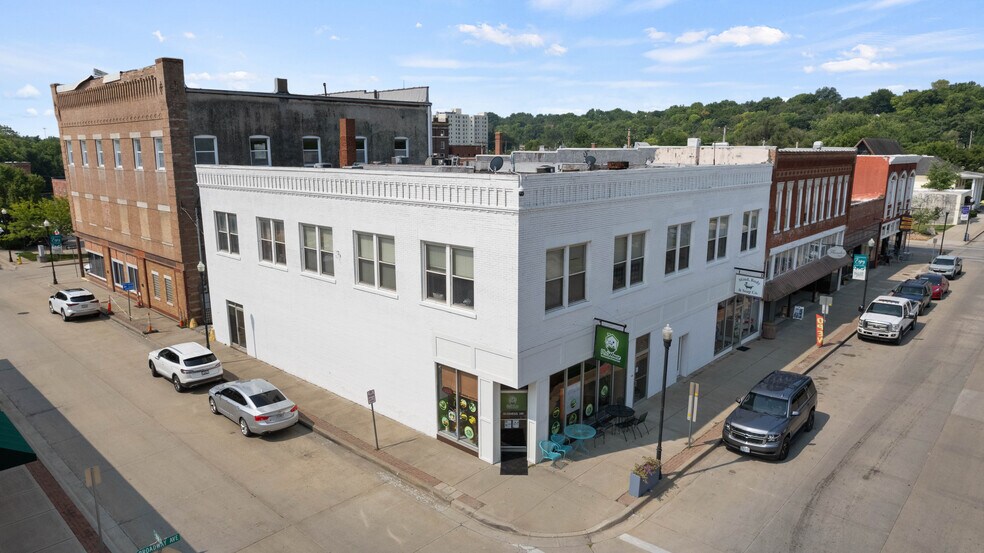 101 W Broadway St, Excelsior Springs, MO à vendre - Photo principale – Image 1 sur 42
