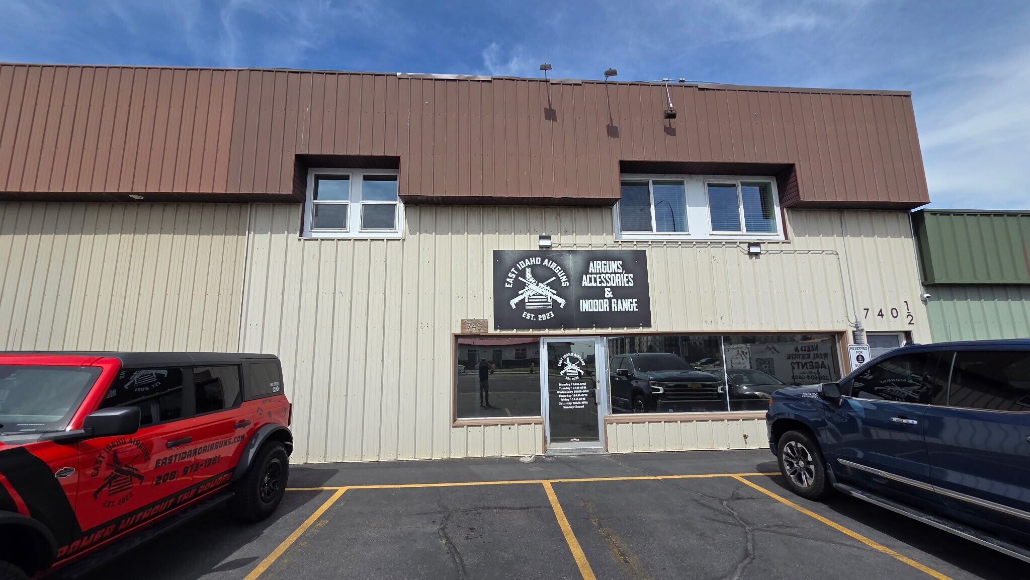 740 W Broadway St, Idaho Falls, ID à louer Photo de l’immeuble– Image 1 sur 13