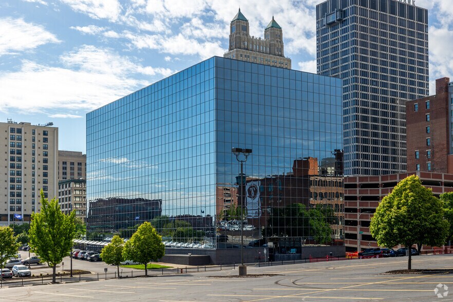 720 Main St, Kansas City, MO à louer - Photo de l’immeuble – Image 3 sur 38