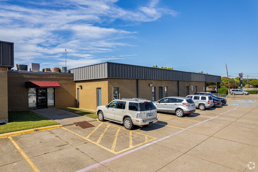 3600 E McKinney St, Denton, TX à vendre - Photo de l’immeuble – Image 2 sur 6