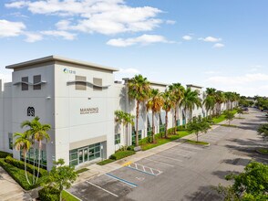 1315 N Jog, West Palm Beach, FL à louer Photo intérieure– Image 1 sur 1