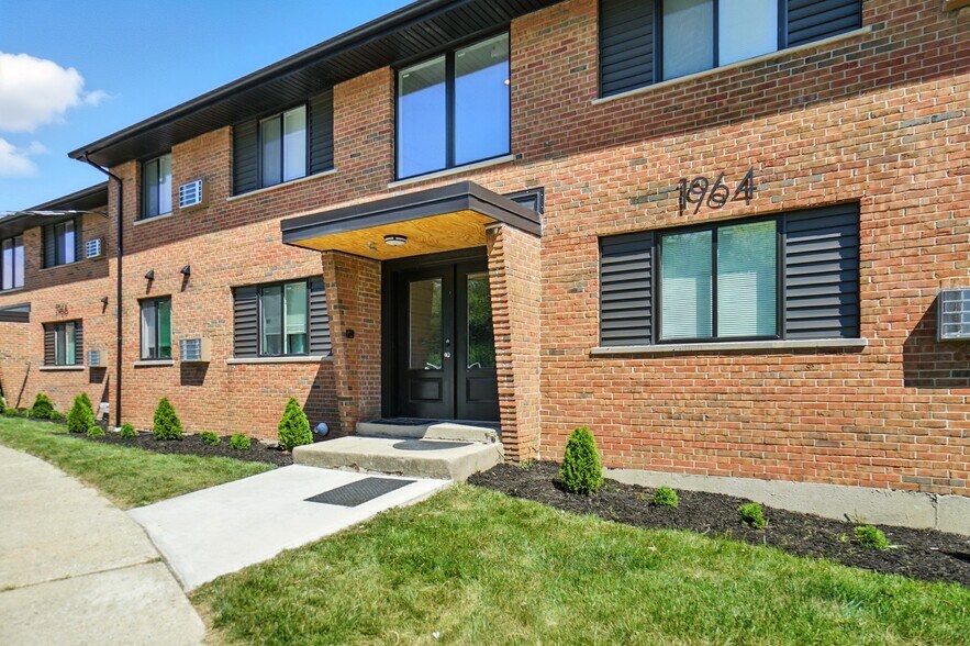 1962-1970 Westwood Northern Blvd, Cincinnati, OH à vendre - Photo principale – Image 1 sur 11