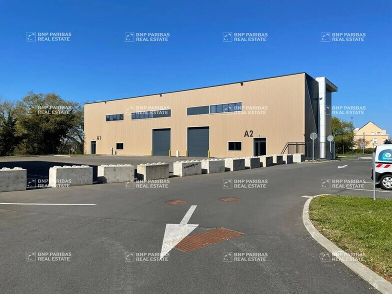 Local d’activités dans Carquefou à louer - Photo de l’immeuble – Image 1 sur 9