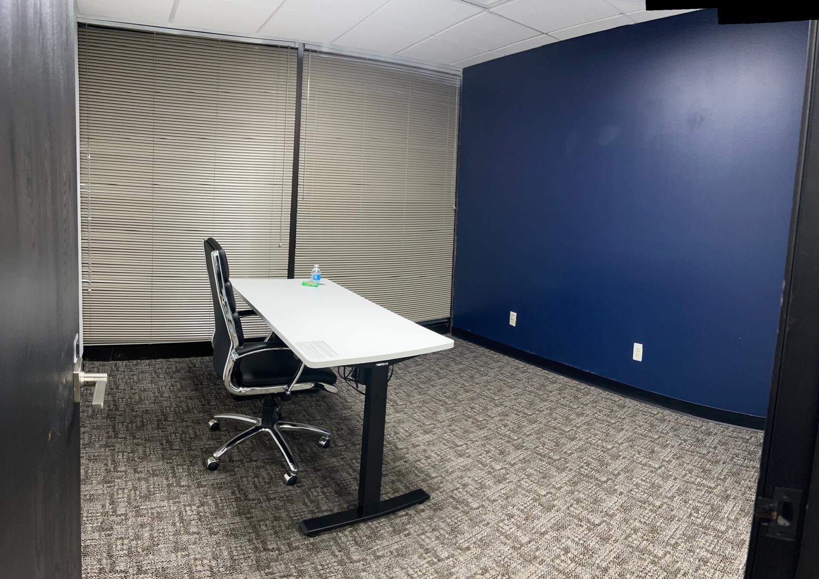 2000 Hogback Rd, Ann Arbor, MI à louer Photo intérieure– Image 1 sur 6