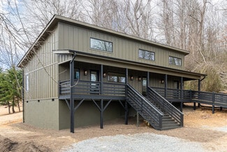 Plus de détails pour 153 Hackleburg Ln, Hendersonville, NC - Logement à vendre