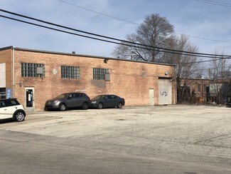 Plus de détails pour 735-739 N Yale Ave, Villa Park, IL - Industriel/Logistique à louer