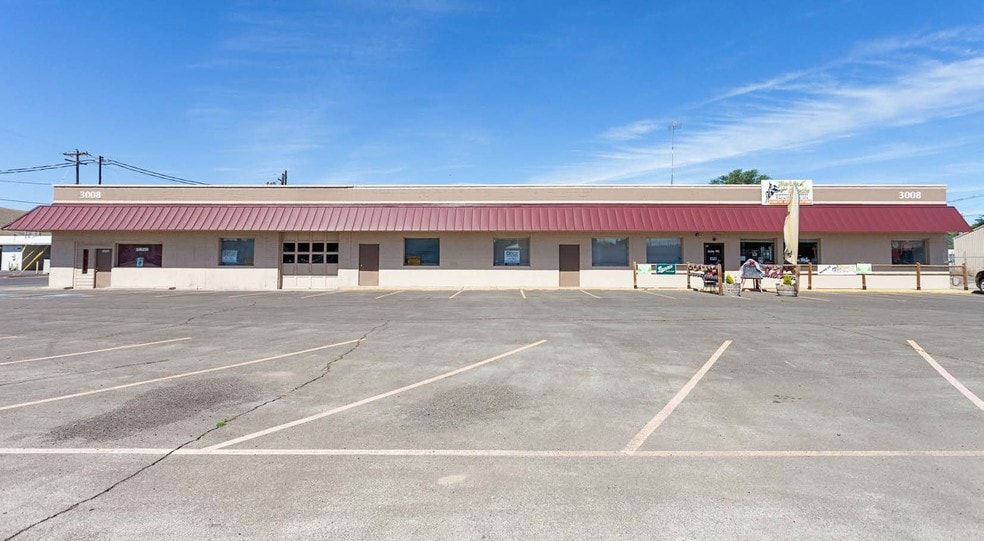 3008 Main St, Union Gap, WA à louer - Photo principale – Image 1 sur 14