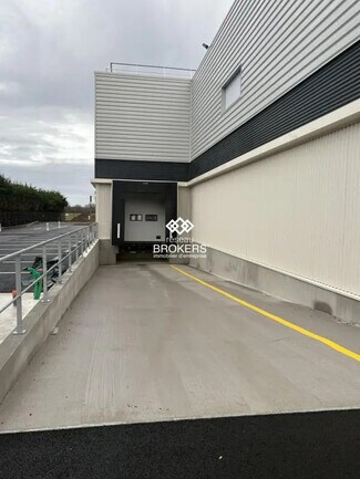 Plus de détails pour Industriel/Logistique à louer