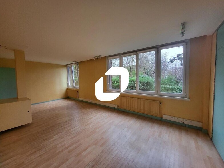 Bureau dans La Madeleine à vendre - Photo intérieure – Image 2 sur 7