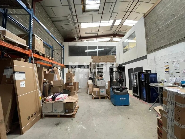 Bureau dans Chassieu à louer - Photo intérieure – Image 3 sur 9