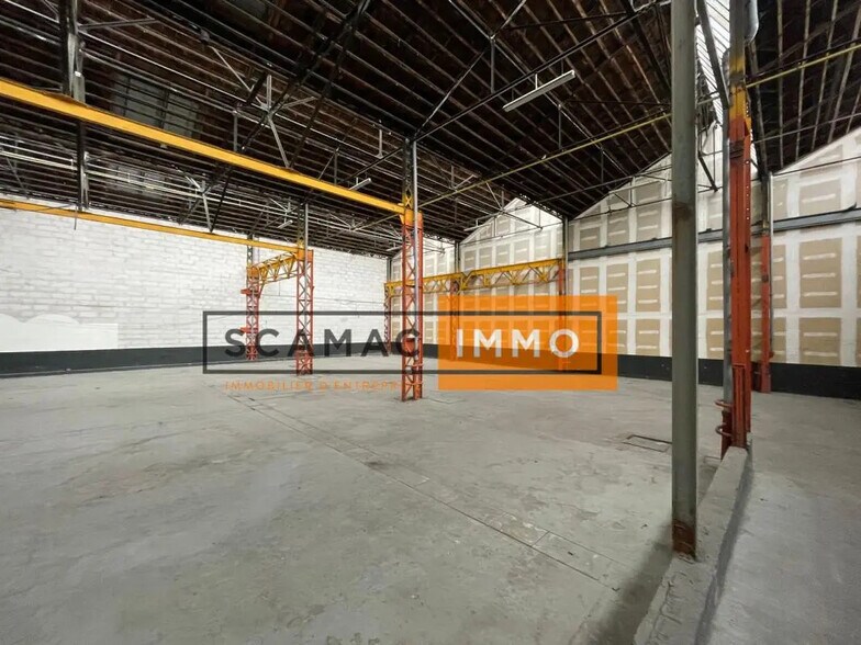 Industriel/Logistique dans Villeneuve-la-Garenne à louer - Photo de l’immeuble – Image 1 sur 6