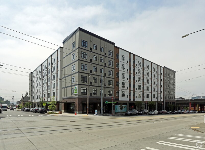 913 S Jackson St, Seattle, WA à louer - Photo de l’immeuble – Image 3 sur 31