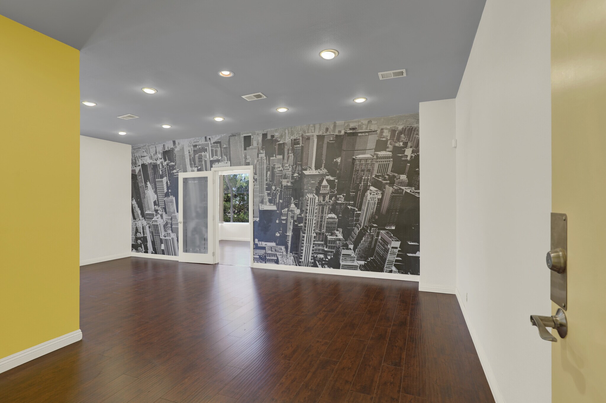 23276 S Pointe Dr, Laguna Hills, CA à louer Photo intérieure– Image 1 sur 11