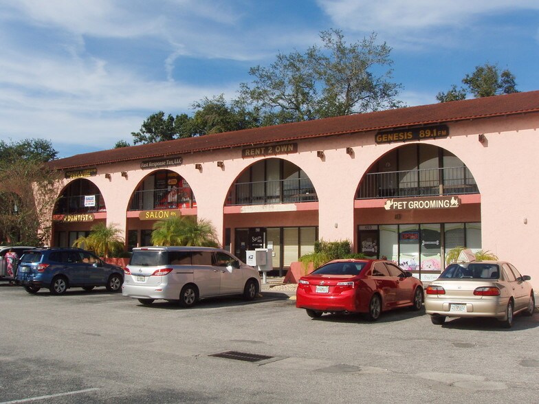 401-445 W Vine St, Kissimmee, FL à vendre - Photo principale – Image 2 sur 2