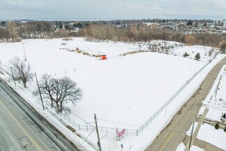 Plus de détails pour 0 Simcoe St S, Oshawa, ON - Terrain à louer