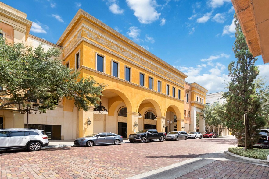7065 Westpointe Blvd, Orlando, FL à vendre - Photo de l’immeuble – Image 1 sur 15