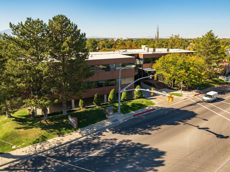 4190 S Highland Dr, Salt Lake City, UT à louer - Photo de l’immeuble – Image 2 sur 21