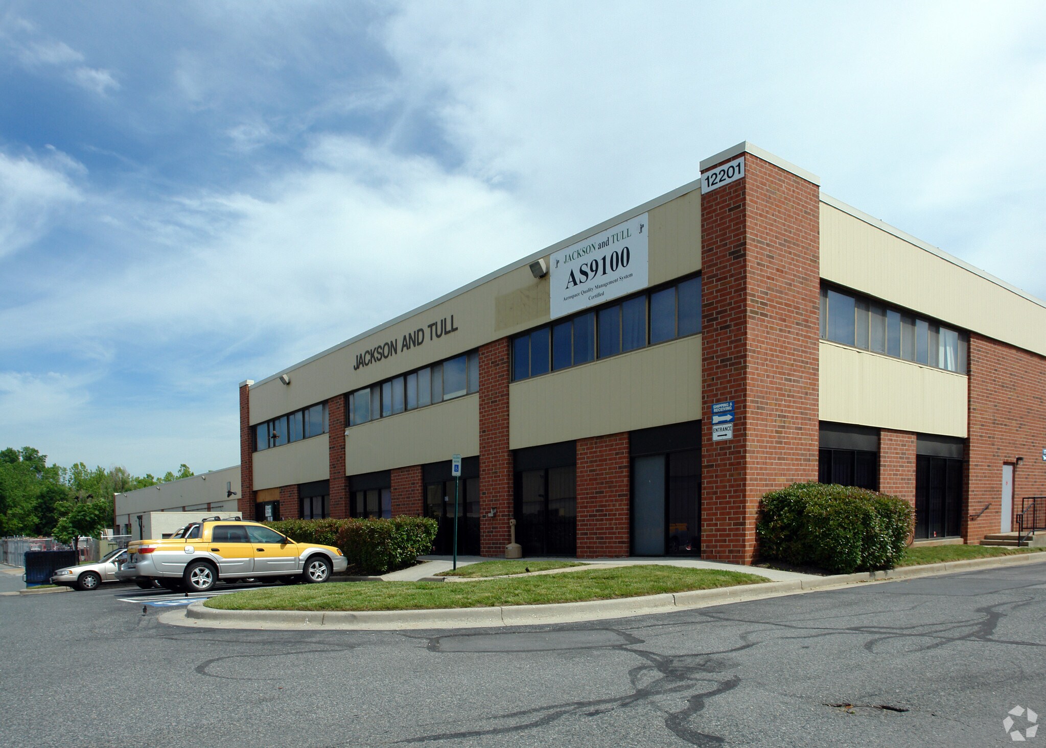 12201-12211 Distribution Way, Beltsville, MD à louer Photo de l’immeuble– Image 1 sur 5
