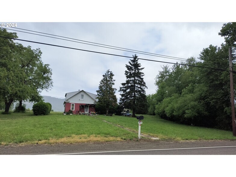 819 W Main St, Sheridan, OR à vendre - Photo principale – Image 1 sur 6