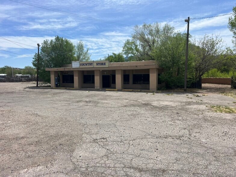 378 N Camino del Pueblo N, Bernalillo, NM à vendre - Photo de l’immeuble – Image 1 sur 5