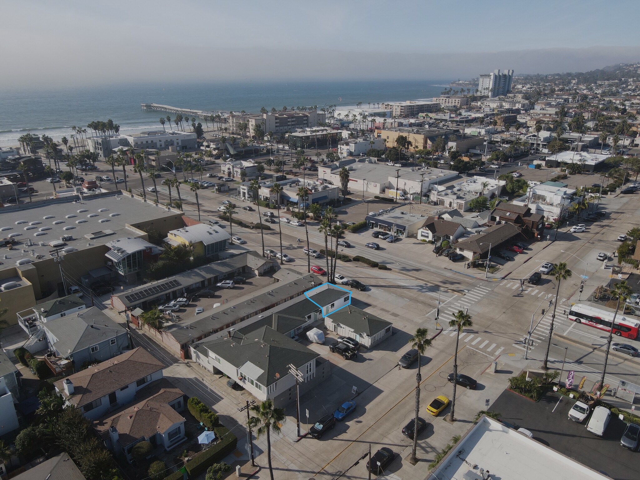 889 Grand Ave, San Diego, CA à louer Photo de l’immeuble– Image 1 sur 6