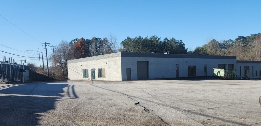 2675 Lithonia Industrial Blvd, Lithonia, GA à louer - Photo de l’immeuble – Image 3 sur 9