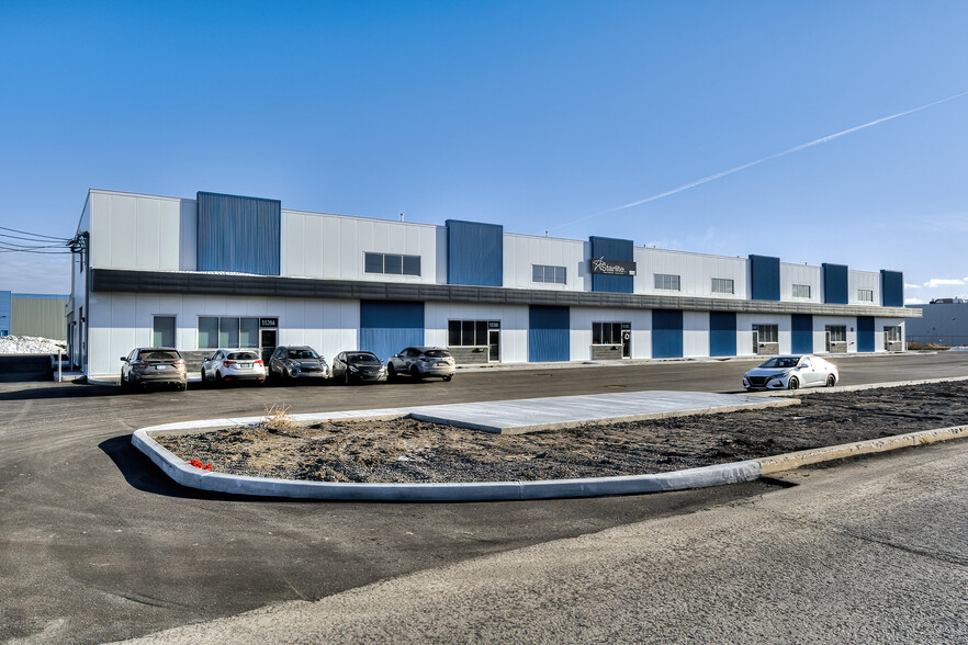 5539 St Ernest-Cormier, Laval, QC à louer - Photo de l’immeuble – Image 3 sur 14