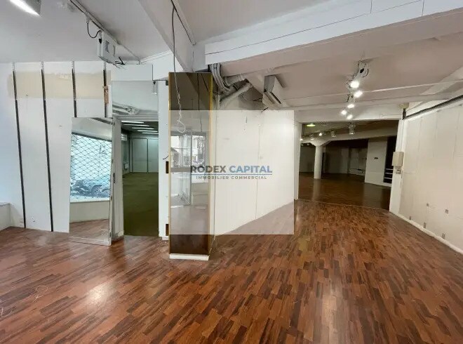 Local commercial dans Paris à louer - Photo de l’immeuble – Image 2 sur 7