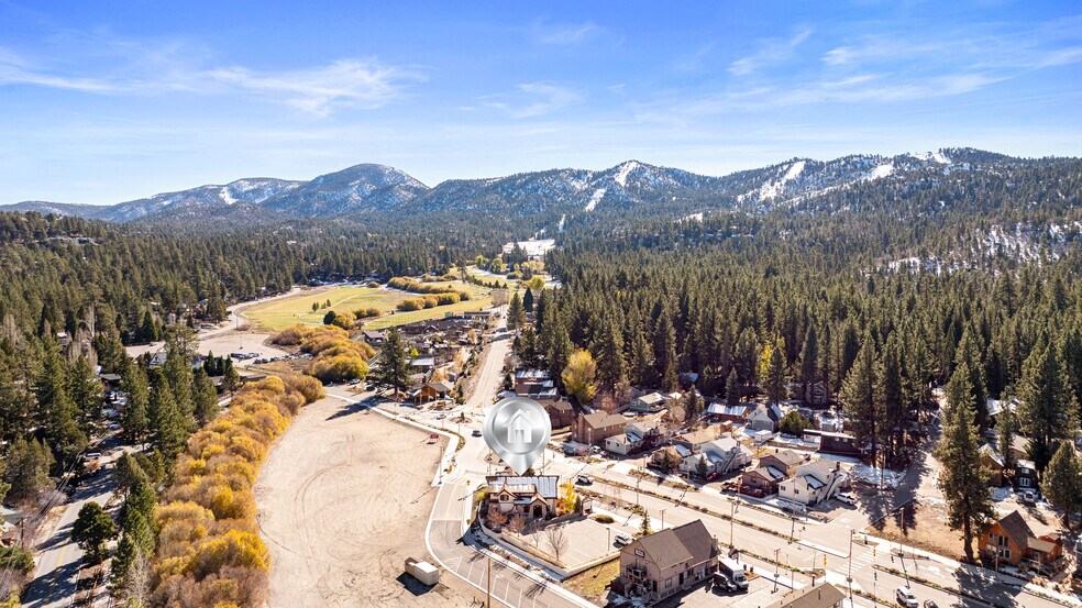 42718 Moonridge Rd, Big Bear Lake, CA à vendre - Photo de l’immeuble – Image 3 sur 35