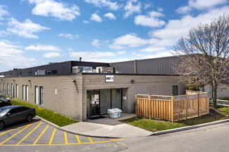 Plus de détails pour 800 Tapscott Rd, Toronto, ON - Industriel/Logistique à louer