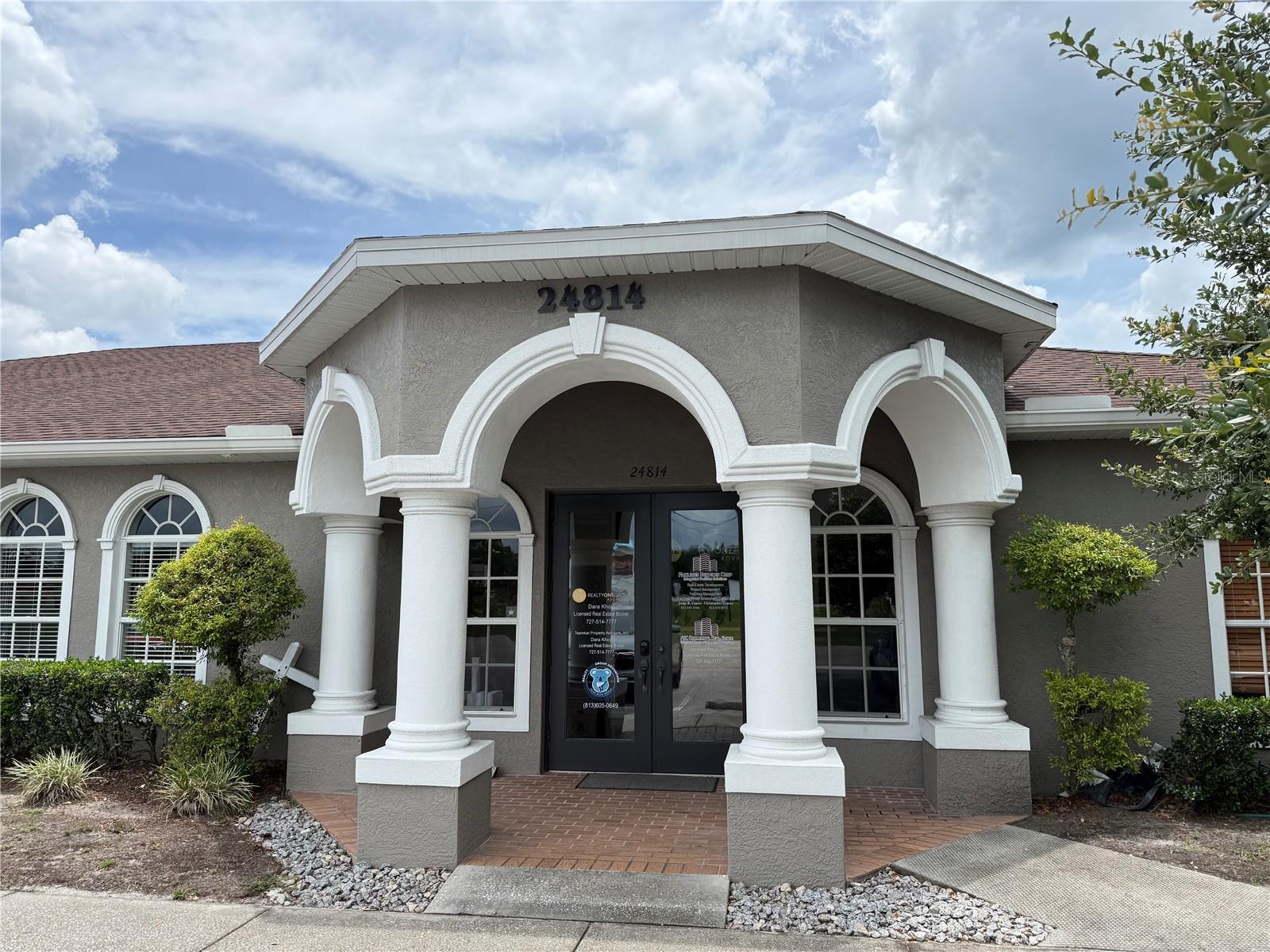 24812-24814 State Road 54, Lutz, FL à louer Photo intérieure– Image 1 sur 4