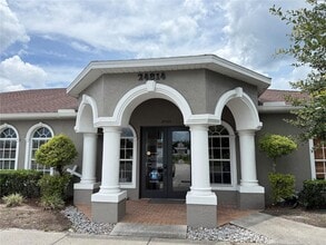 24812-24814 State Road 54, Lutz, FL à louer Photo intérieure– Image 1 sur 4