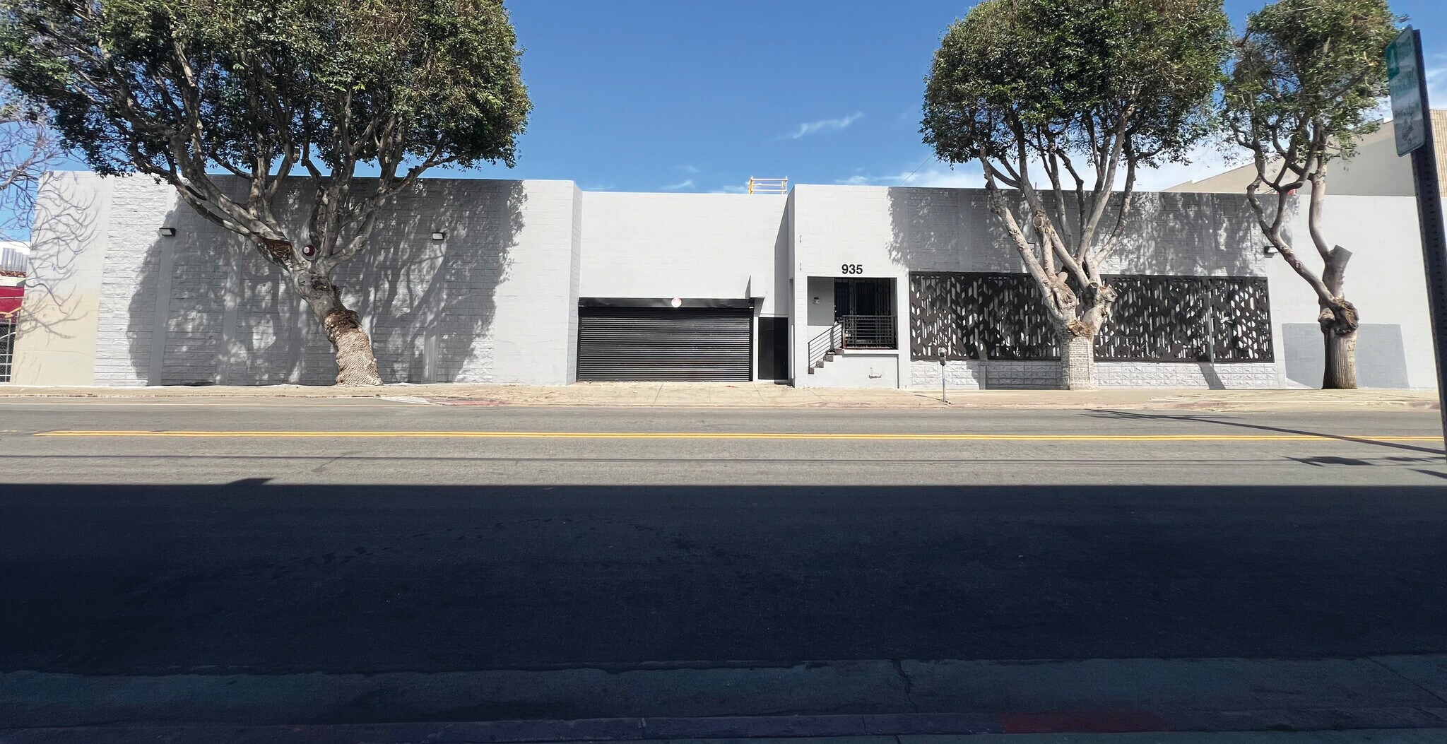 935 E 12th St, Los Angeles, CA à vendre Photo principale– Image 1 sur 11