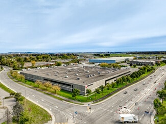 Plus de détails pour 2001 Boul Des Sources, Pointe-claire, QC - Industriel/Logistique à louer