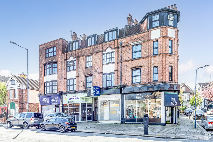 271-271D Willesden Ln, Londres à louer - Photo de l’immeuble – Image 2 sur 2
