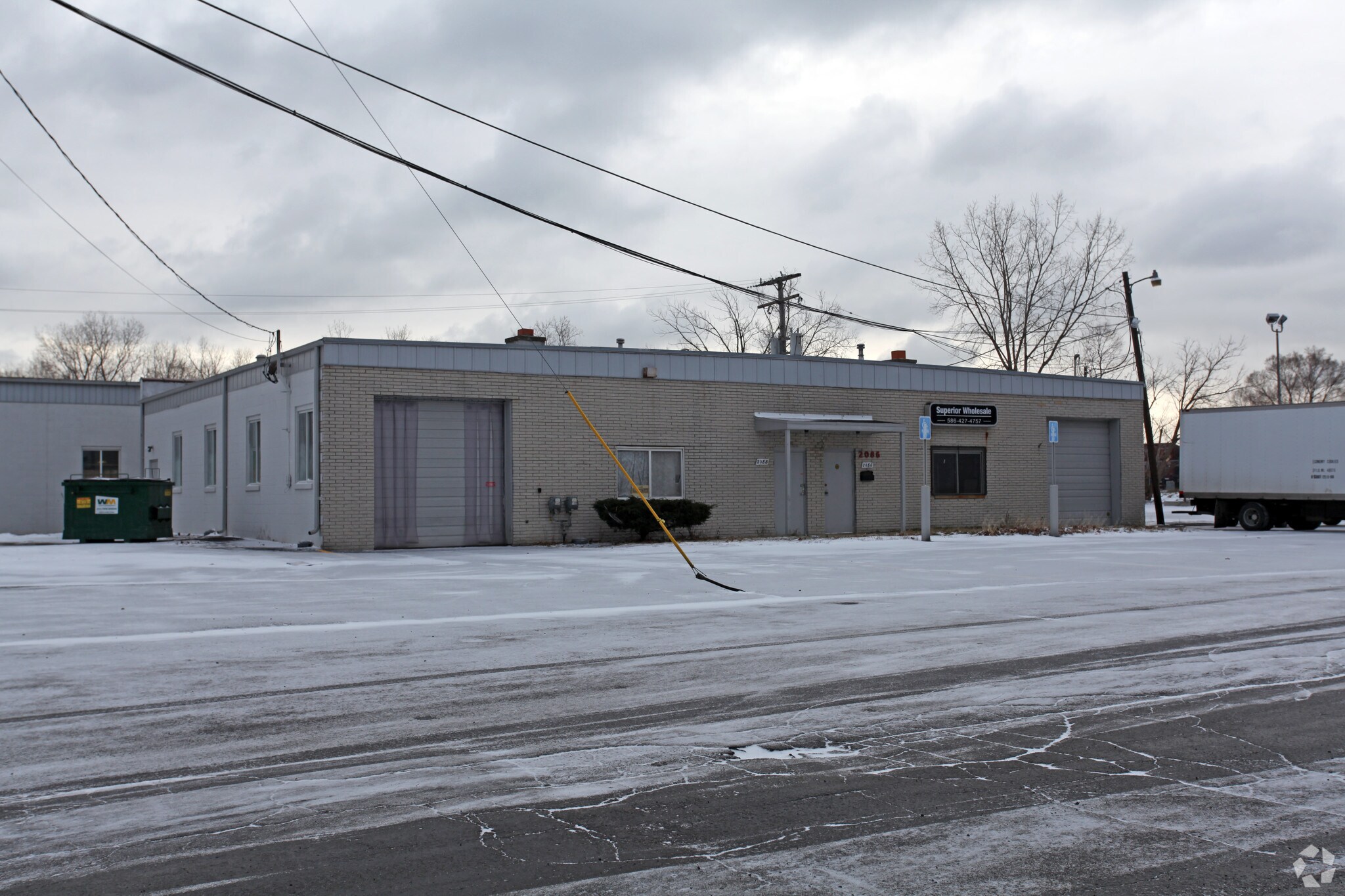 2086-2088 E 10 Mile Rd, Warren, MI à vendre Photo principale– Image 1 sur 4