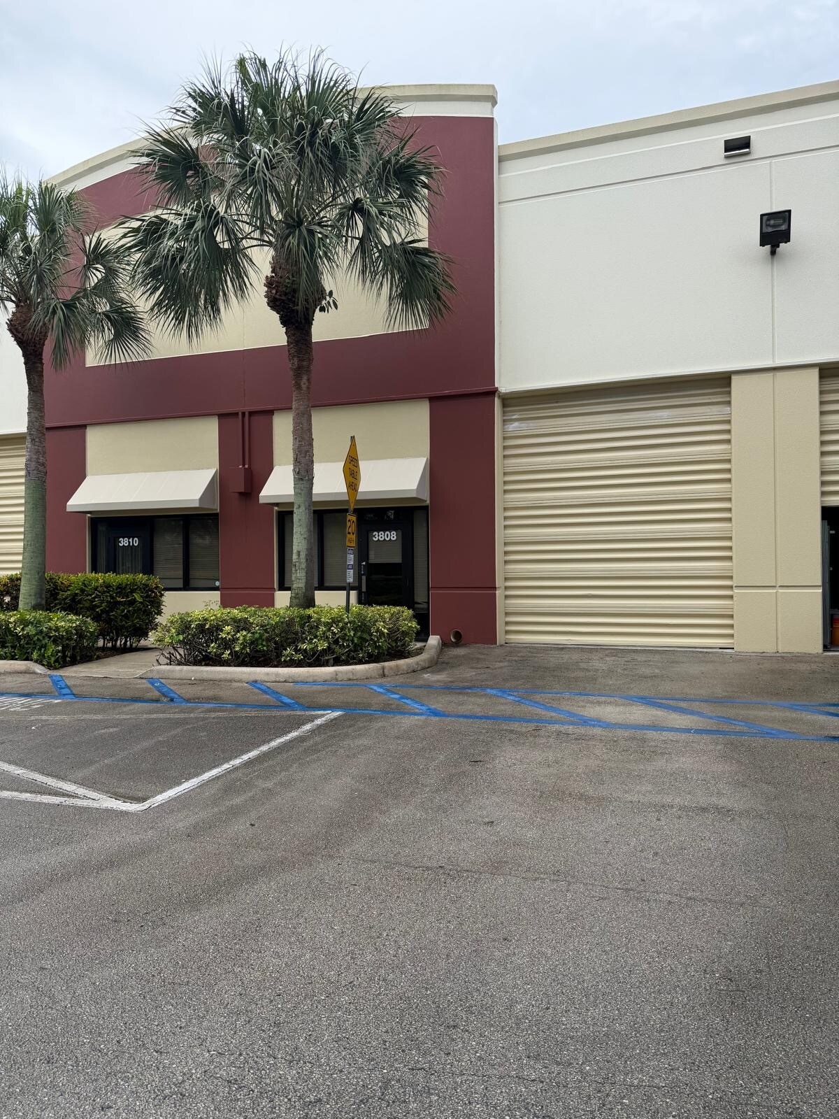 3801-3899 SW 30th Ave, Fort Lauderdale, FL à louer Photo de l’immeuble– Image 1 sur 10