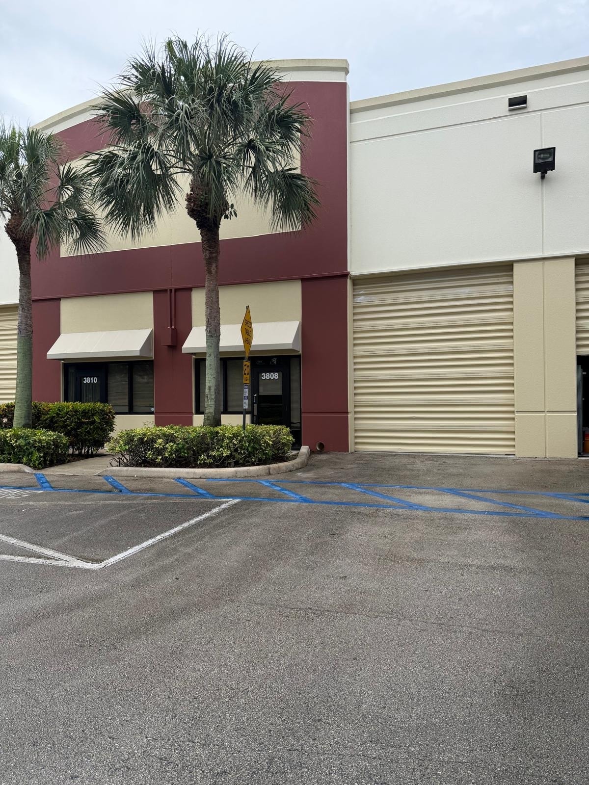 3801-3899 SW 30th Ave, Fort Lauderdale, FL à louer Photo de l’immeuble– Image 1 sur 9