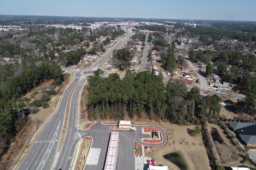 Glensford Dr, Fayetteville, NC à vendre - Photo de l’immeuble – Image 3 sur 6