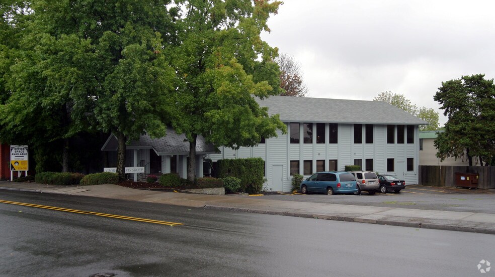 4242 SE Milwaukie Ave, Portland, OR à louer - Photo de l’immeuble – Image 2 sur 18