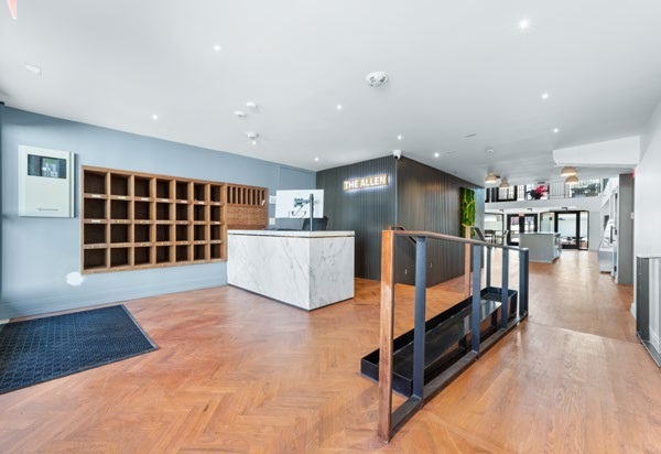 2101 McCullough Ave, San Antonio, TX à louer - Photo intérieure – Image 3 sur 3