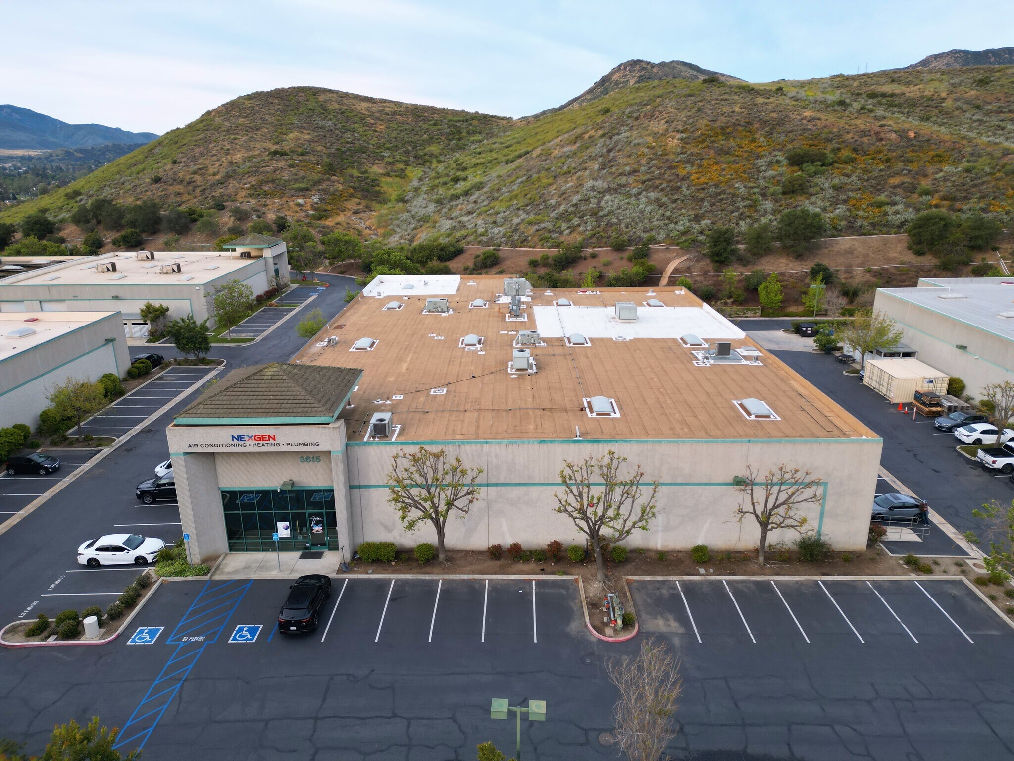 3615 Old Conejo Rd, Newbury Park, CA à vendre Photo principale– Image 1 sur 22