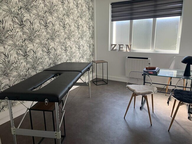 Plus de détails pour Bureau à louer