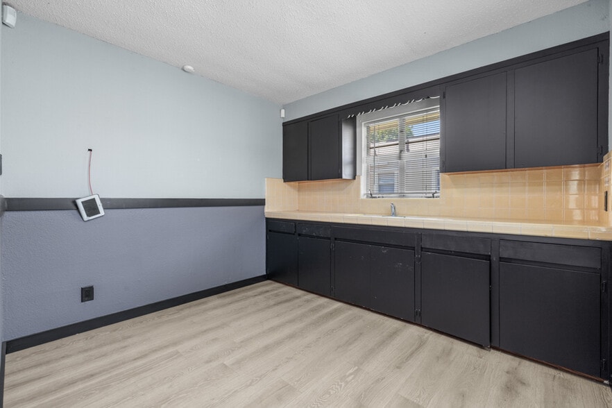 1612 Pecan Blvd, McAllen, TX à vendre - Photo de l’immeuble – Image 3 sur 49