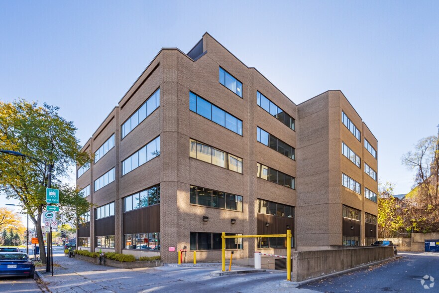 1717 Boul René-Lévesque E, Montréal, QC à louer - Photo de l’immeuble – Image 3 sur 5