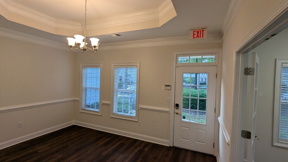 1060 Powers Pl, Alpharetta, GA à louer - Photo intérieure – Image 2 sur 22