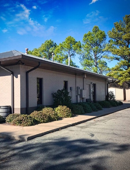 1600 N Washington Ave, Durant, OK à louer - Photo de l’immeuble – Image 3 sur 4