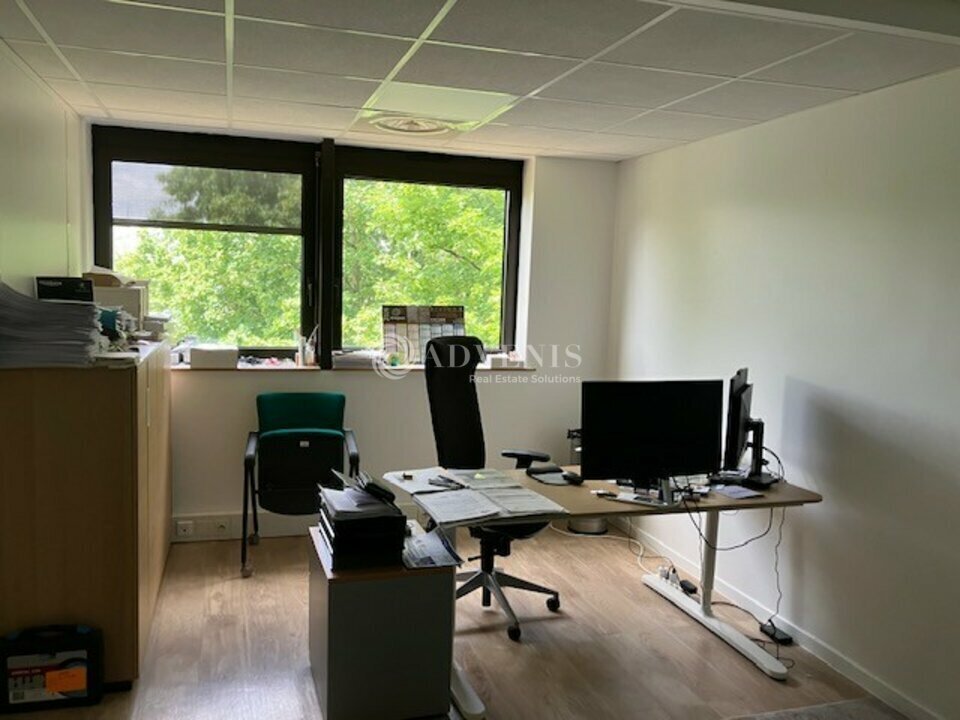 Bureau dans Lognes à louer Photo de l’immeuble– Image 1 sur 9