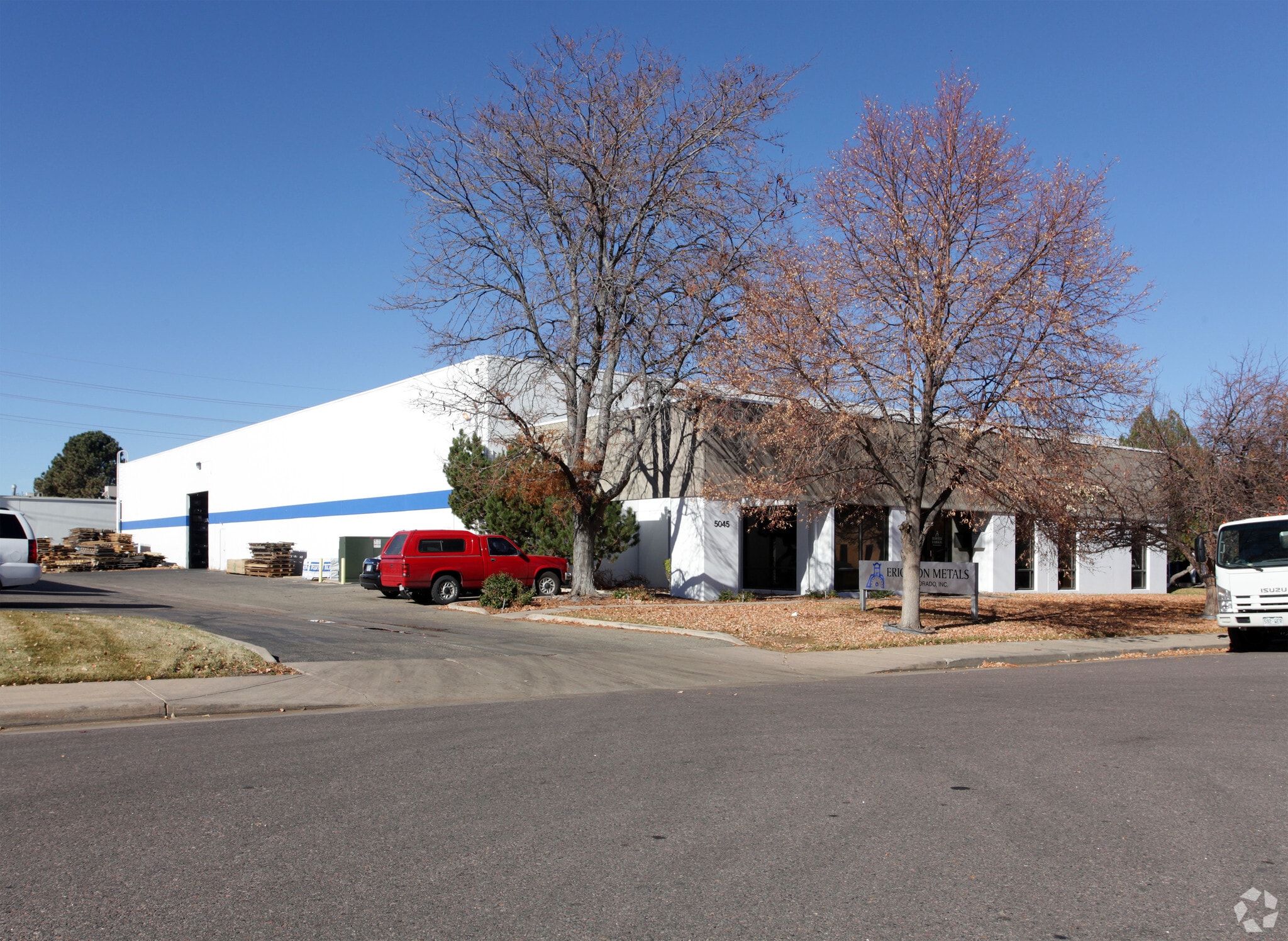 5045 Oakland St, Denver, CO à louer Photo principale– Image 1 sur 5