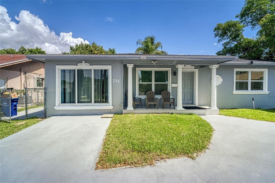 216 SW 6th St, Hallandale Beach, FL à vendre - Photo de l’immeuble – Image 1 sur 6